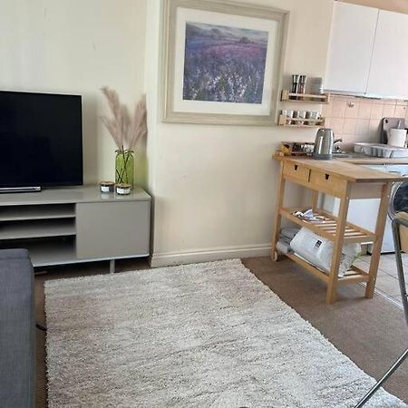 1 Bedroom Flat Sleeps 4 In Abingdon Oxfordshire Abingdon-on-Thames Exterior foto