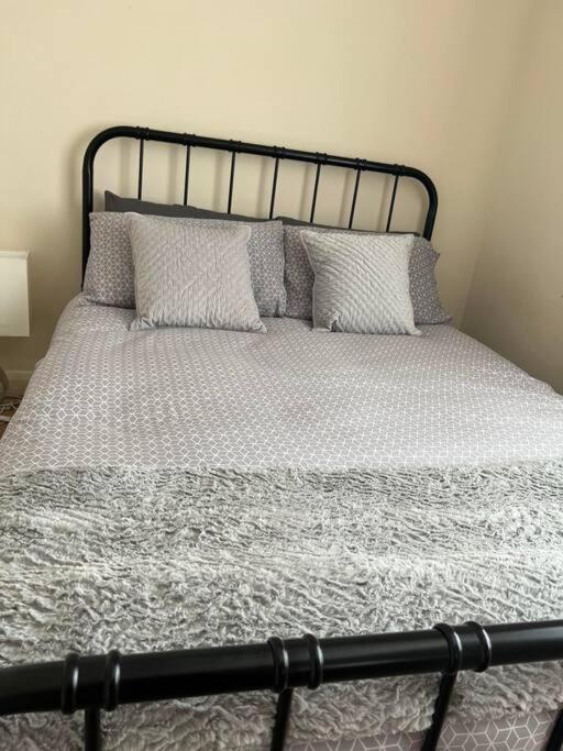 1 Bedroom Flat Sleeps 4 In Abingdon Oxfordshire Abingdon-on-Thames Exterior foto